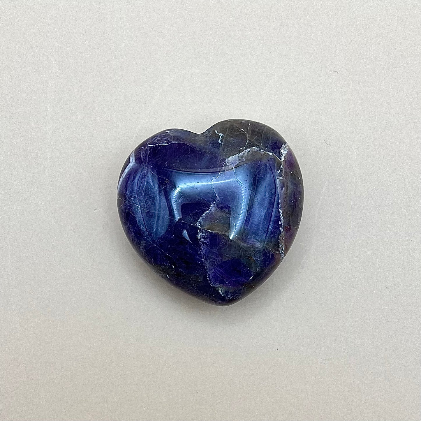 Amethyst | Heart Carving