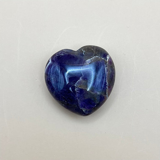 Amethyst | Heart Carving