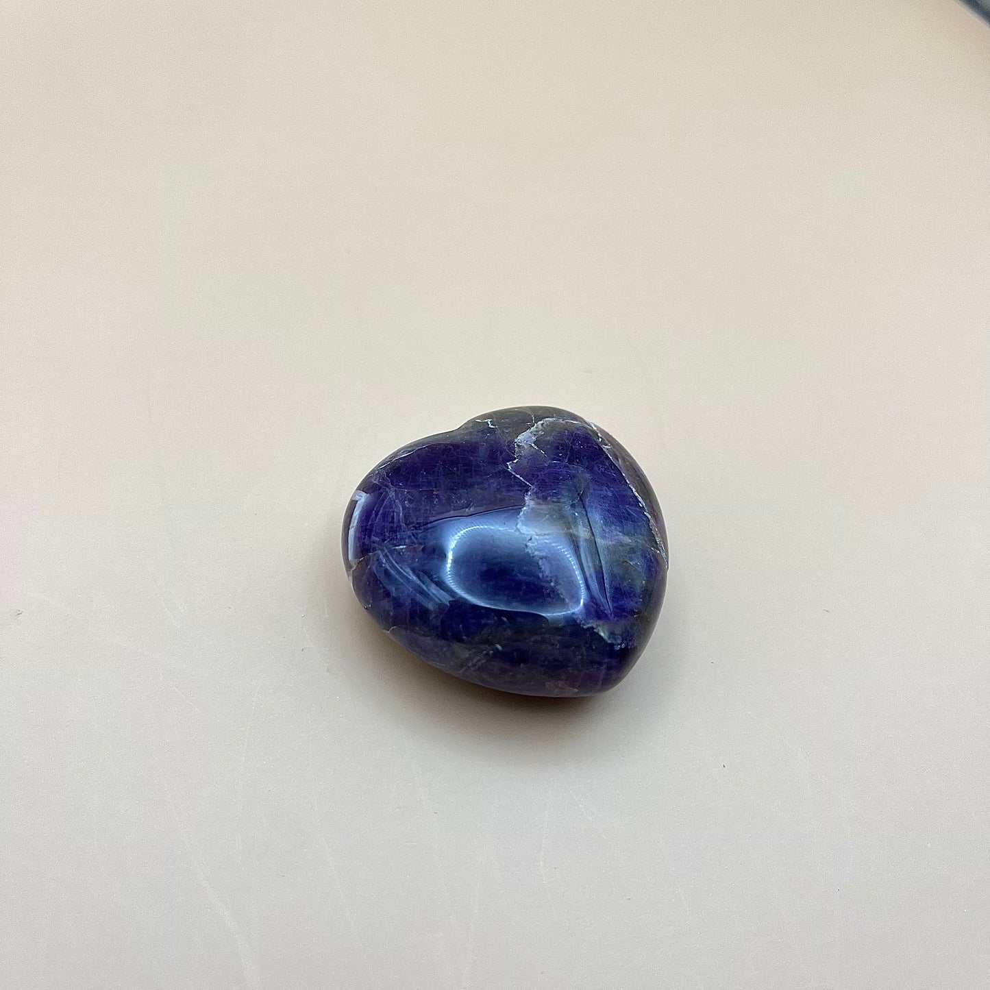 Amethyst | Heart Carving